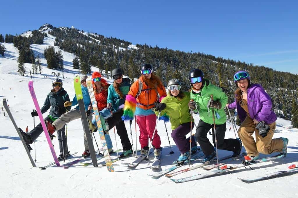 Skiing resort business plan bundle